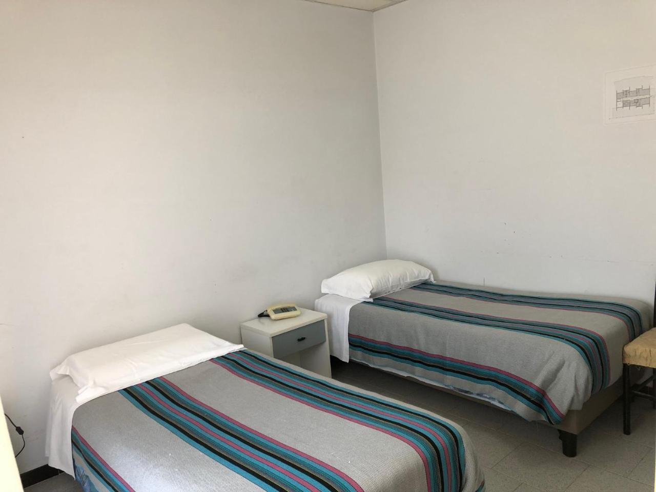Hotel Lo Zodiaco Oppido Lucano Buitenkant foto